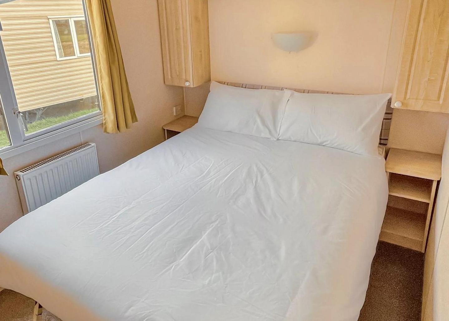 Orchards Holiday Park Newbridge  Habitación foto