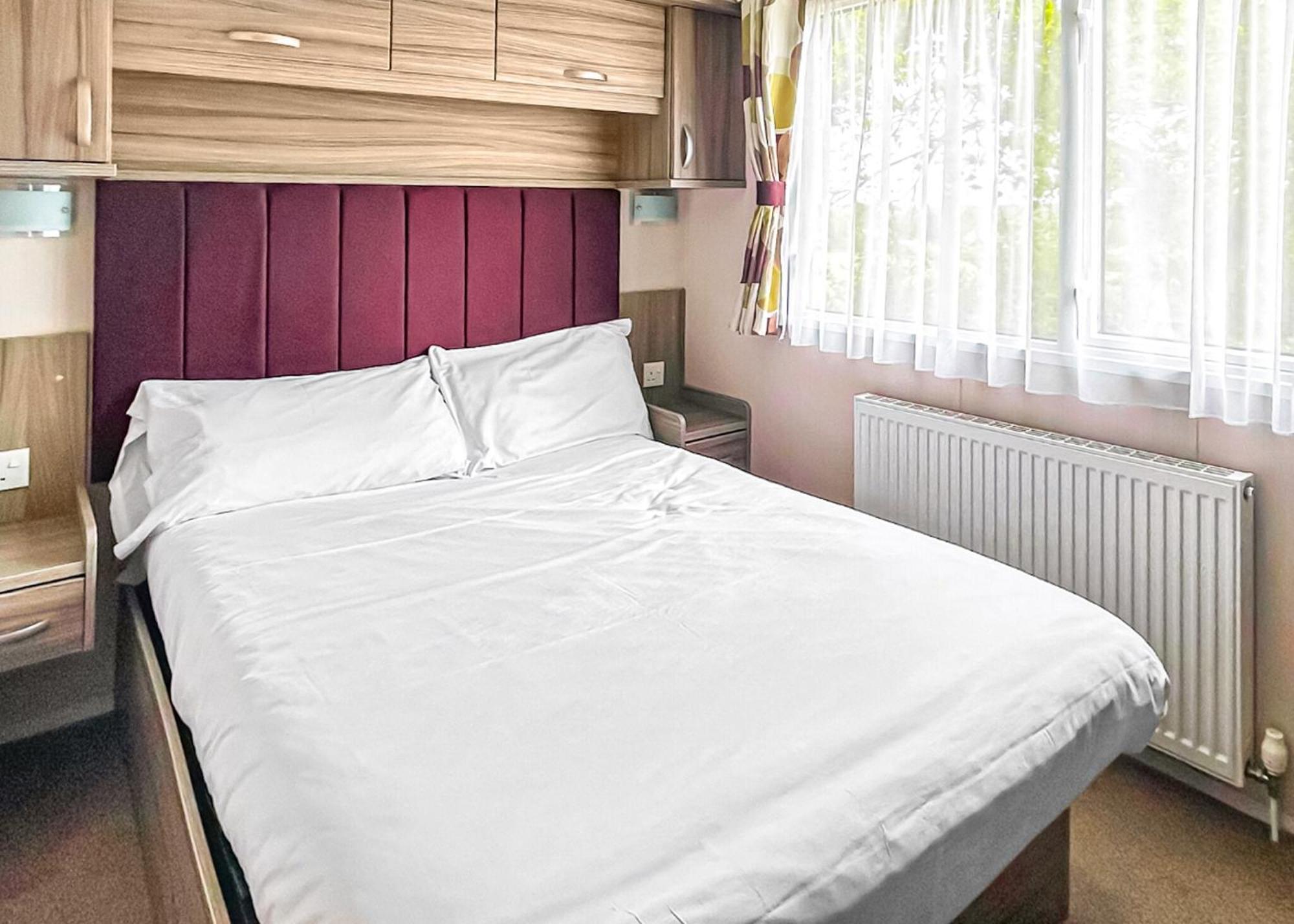 Orchards Holiday Park Newbridge  Habitación foto