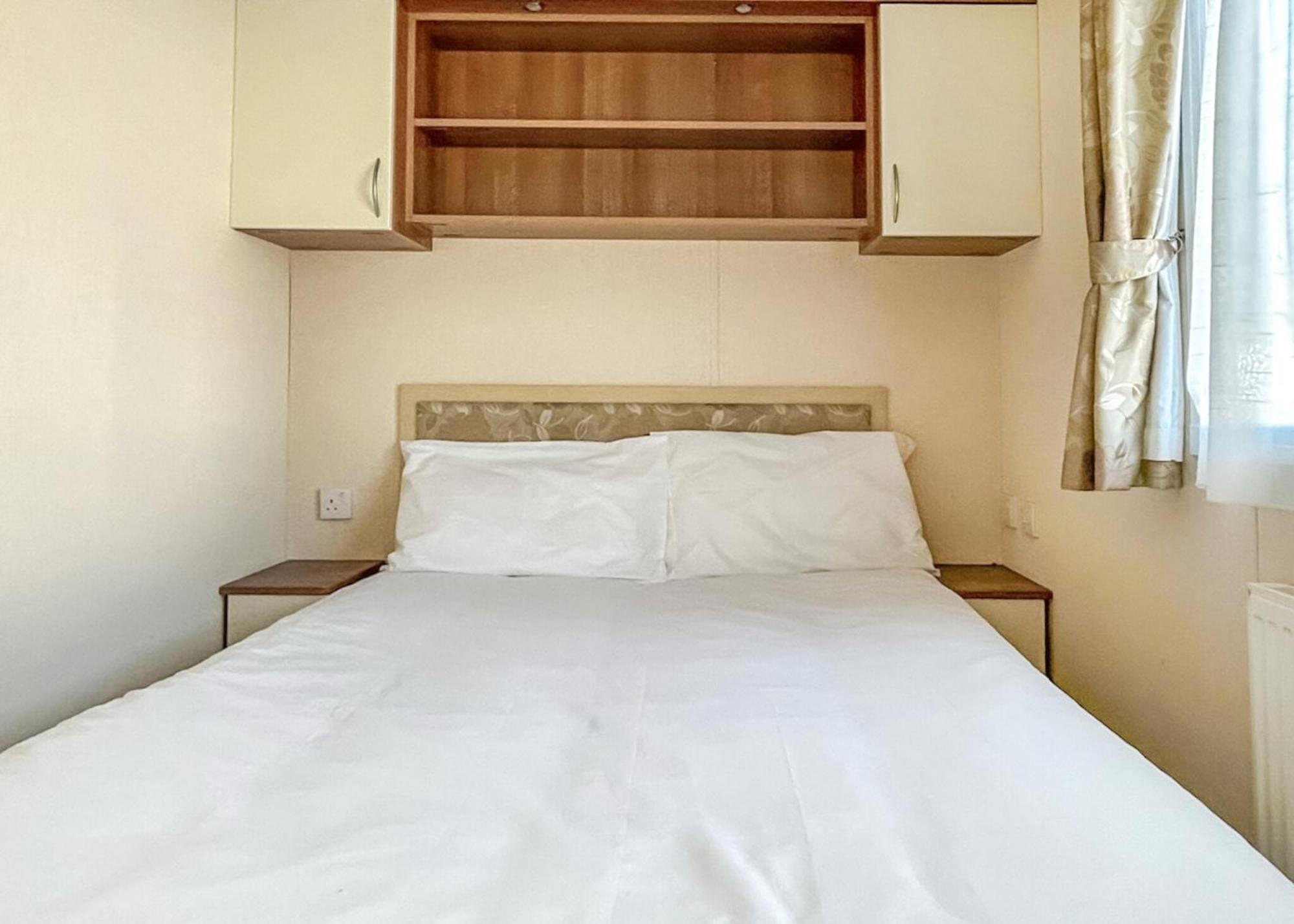 Orchards Holiday Park Newbridge  Habitación foto